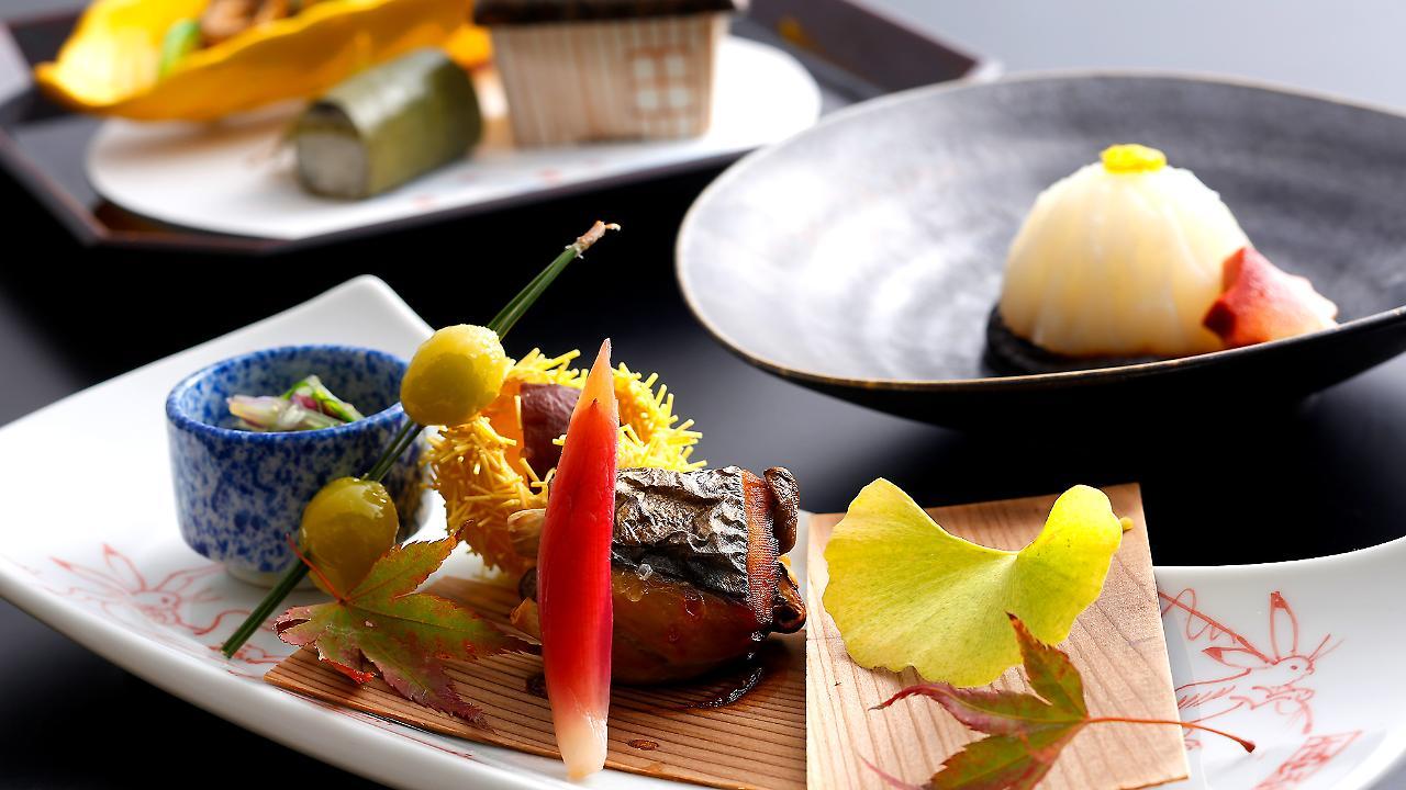 Arashiyama Onsen Togetsutei Hotel